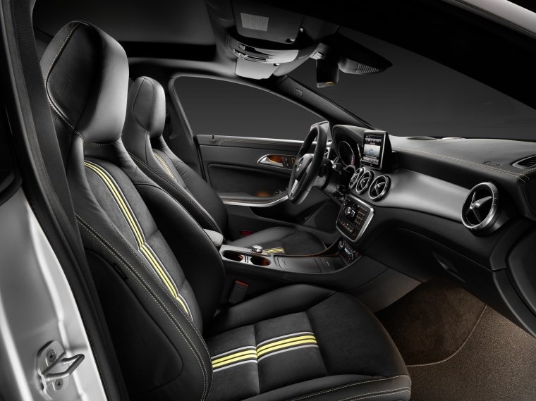 2015 Mercedes-Benz CLA250 with Sport Package Front Seats Picture