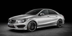 2015 Mercedes-Benz CLA-Class Pictures