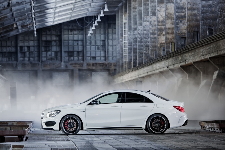 2016 Mercedes-Benz CLA45 AMG Picture