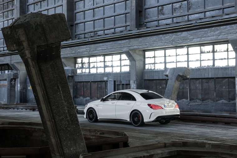 2016 Mercedes-Benz CLA45 AMG Picture