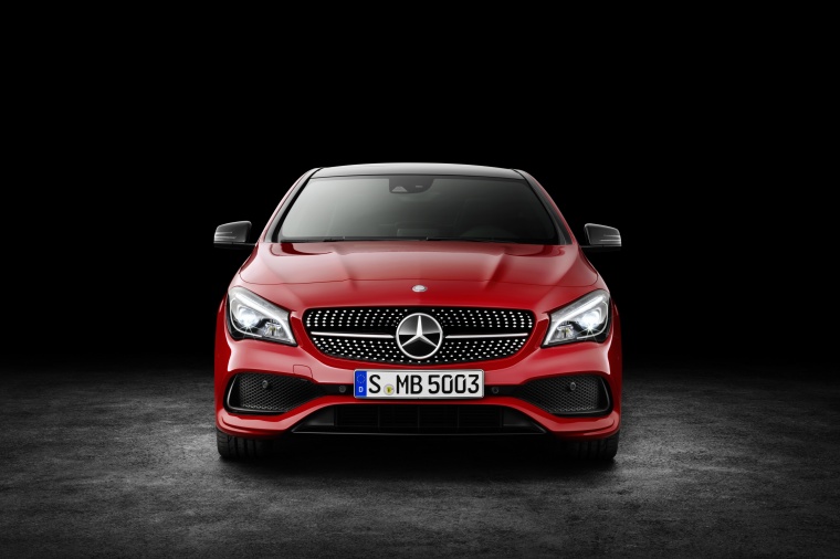 2017 Mercedes-Benz CLA-Class 4-door Coupe Picture