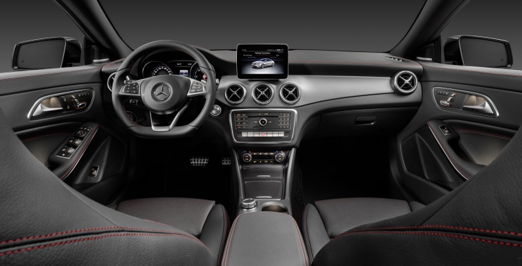 2017 Mercedes-Benz CLA-Class 4-door Coupe Cockpit Picture