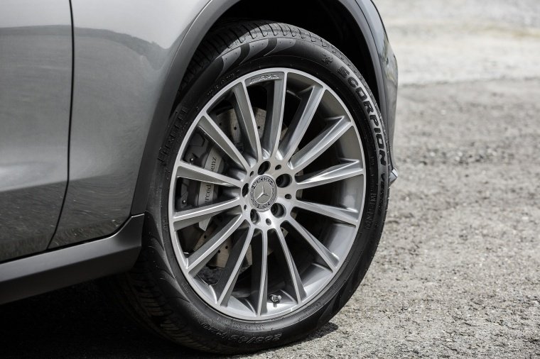 2016 Mercedes-Benz GLC-Class Rim Picture