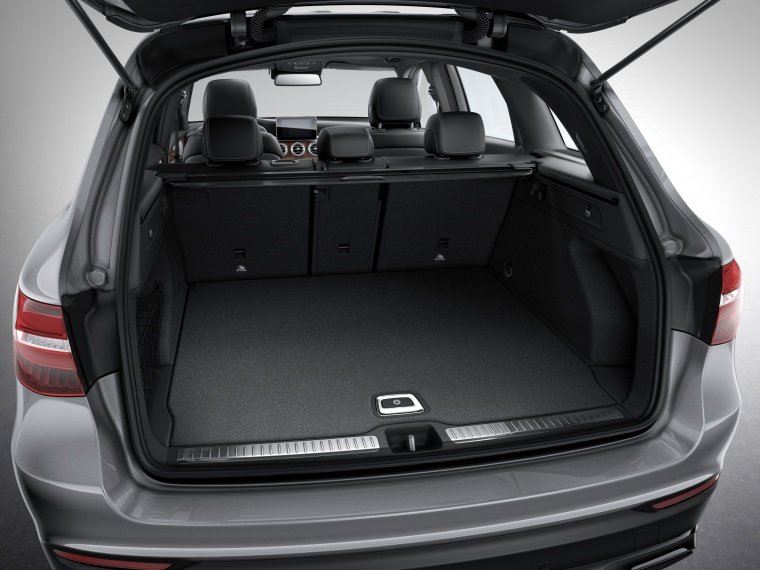 2016 Mercedes-Benz GLC-Class Trunk Picture