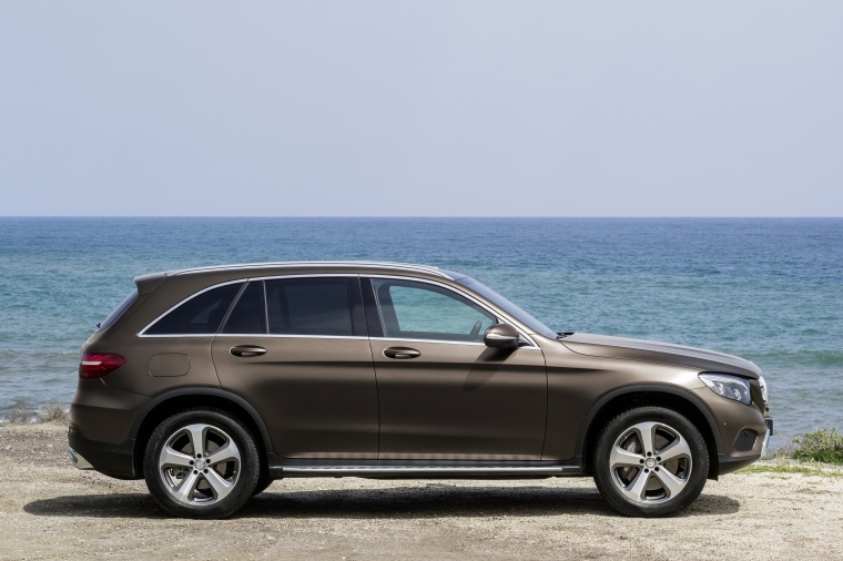 2016 Mercedes-Benz GLC-Class Picture