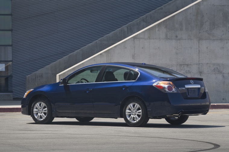 2010 Nissan Altima 2.5 Picture