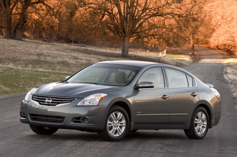 2010 Nissan Altima Hybrid Picture