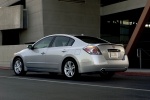 Picture of 2010 Nissan Altima 3.5 SR in Radiant Silver Metallic