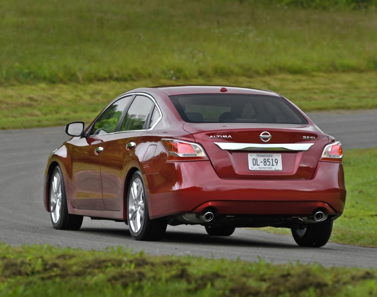 2013 Nissan Altima Sedan 3.5 SL Picture