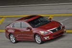 Picture of 2013 Nissan Altima Sedan 3.5 SL in Cayenne Red Metallic