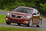 Picture of 2014 Nissan Altima Sedan 3.5 SL in Cayenne Red Metallic