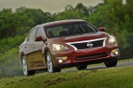 Picture of 2015 Nissan Altima Sedan 3.5 SL in Cayenne Red Metallic