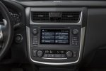Picture of 2017 Nissan Altima SR Center Stack