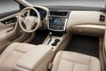 Picture of 2018 Nissan Altima SR Interior