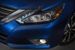 Picture of 2018 Nissan Altima SR Headlight