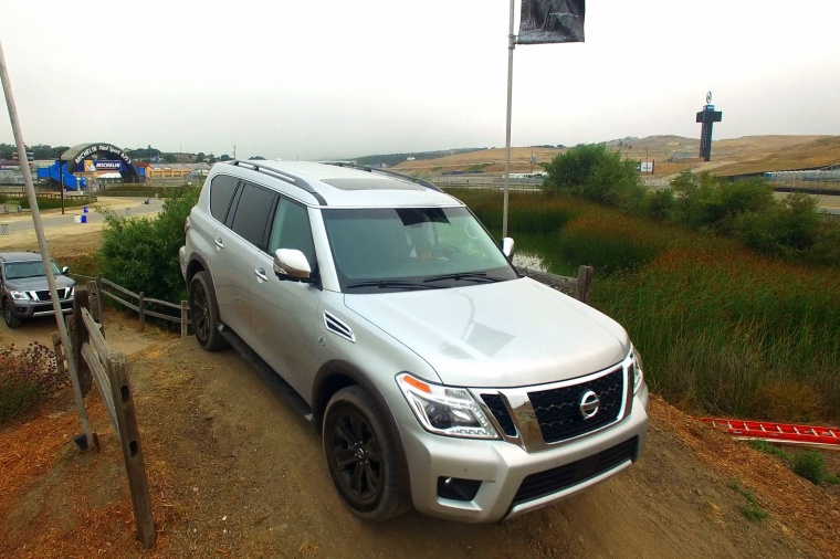 2018 Nissan Armada Platinum Picture