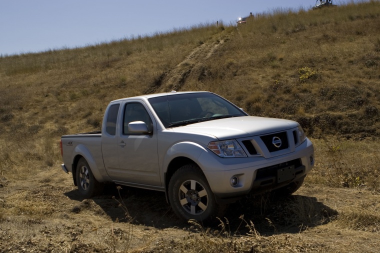 2010 Nissan Frontier King Cab PRO-4X 4WD Picture