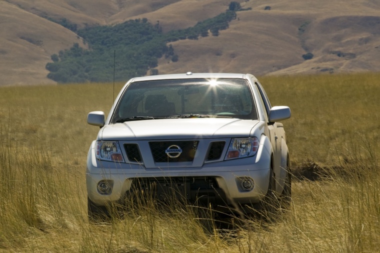 2010 Nissan Frontier King Cab PRO-4X 4WD Picture