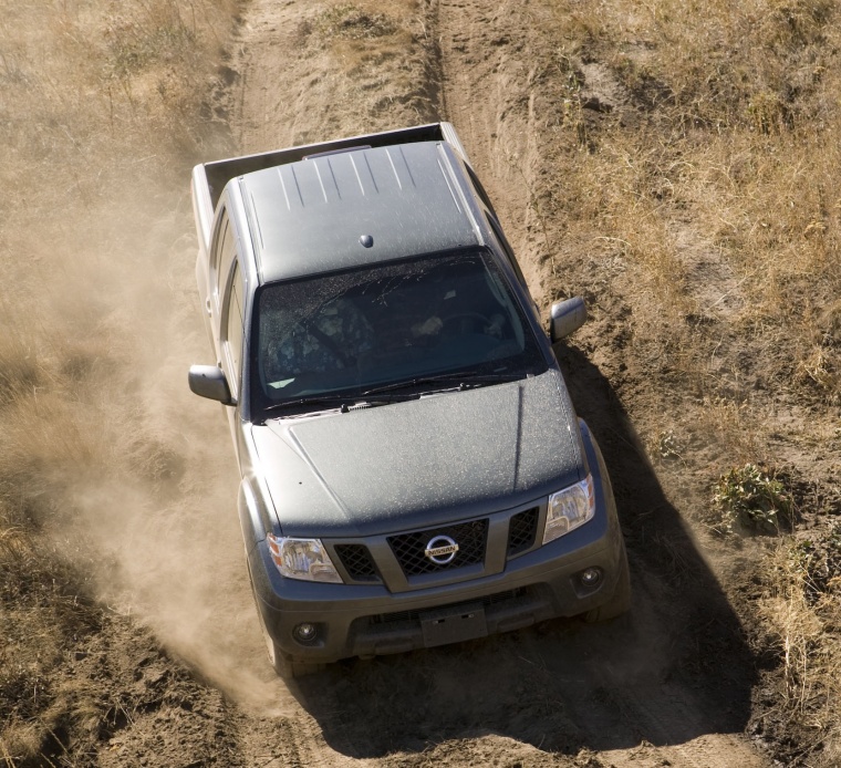 2012 Nissan Frontier Crew Cab PRO-4X 4WD Picture