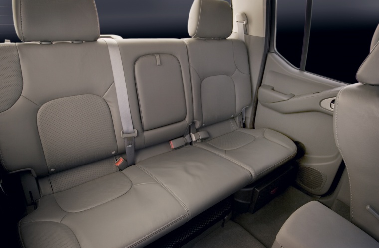 2012 Nissan Frontier Crew Cab PRO-4X 4WD Rear Seats Picture