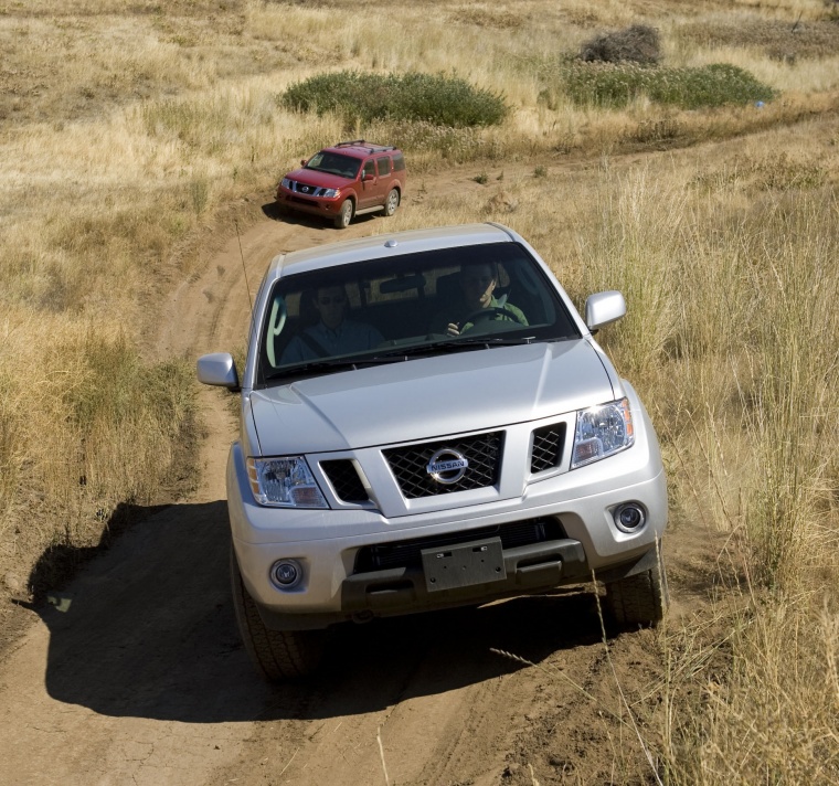 2012 Nissan Frontier King Cab PRO-4X 4WD Picture