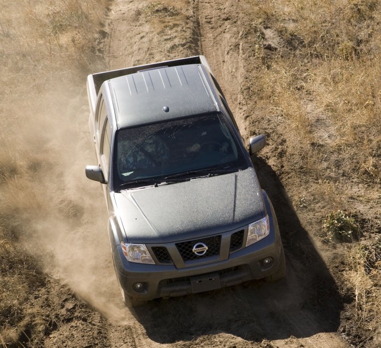 2013 Nissan Frontier Crew Cab PRO-4X 4WD Picture