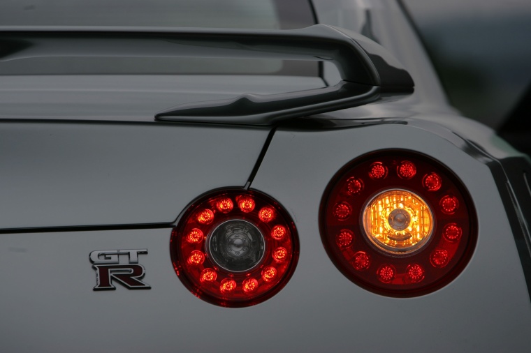 2011 Nissan GT-R Tail Light Picture