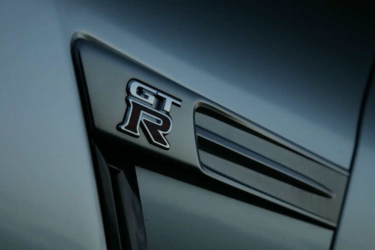 2011 Nissan GT-R Side Vent Picture