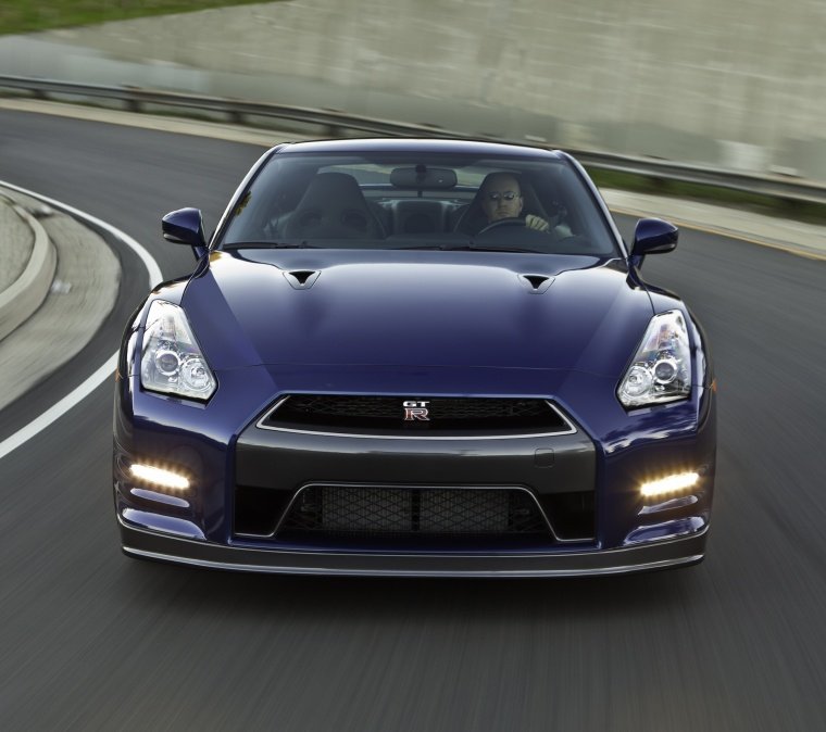 2014 Nissan GT-R Coupe Picture
