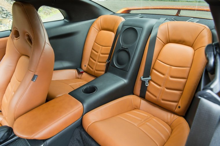 2017 Nissan GT-R Coupe Premium Rear Seats Picture