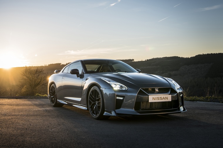 2017 Nissan GT-R Coupe Premium Picture