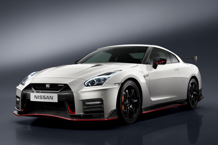 2017 Nissan GT-R Coupe NISMO Picture