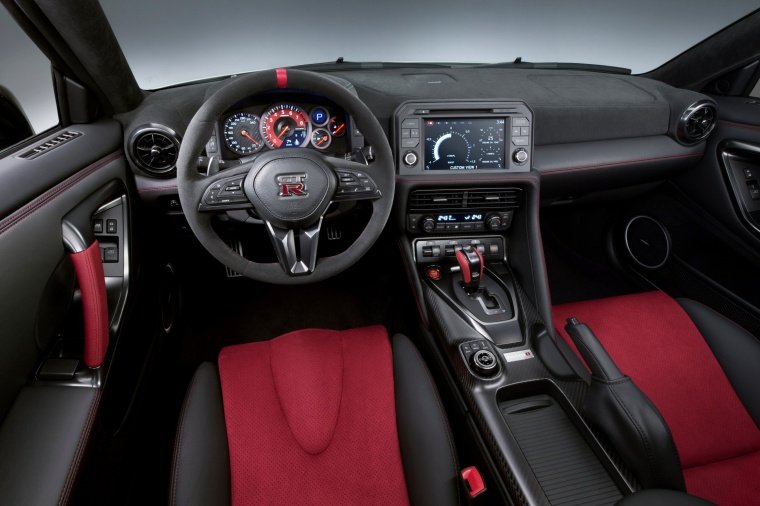 2017 Nissan GT-R Coupe NISMO Cockpit Picture