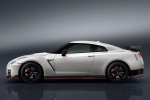 Picture of 2017 Nissan GT-R Coupe NISMO in Pearl White