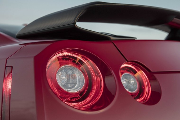 2018 Nissan GT-R Coupe Track Edition Tail Light Picture