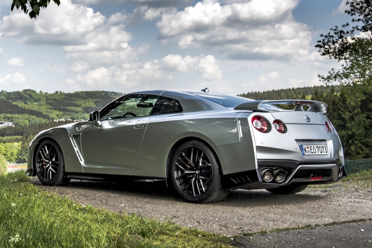 2018 Nissan GT-R Coupe Track Edition Picture