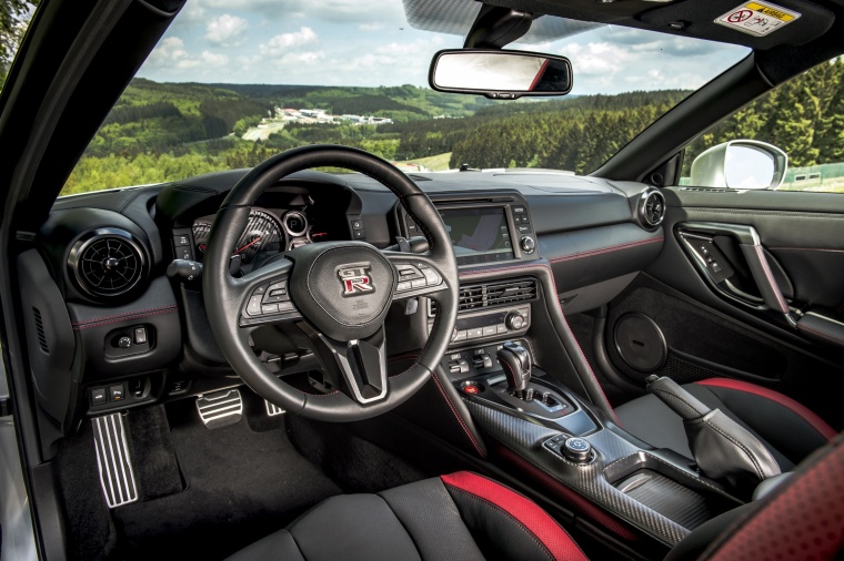 2018 Nissan GT-R Coupe Track Edition Interior Picture