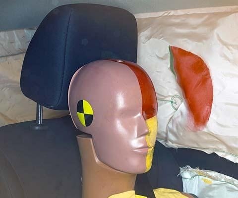 2013 Nissan Juke IIHS Side Impact Crash Test Picture