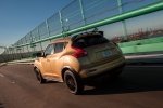 Picture of 2014 Nissan Juke SL AWD in Atomic Gold