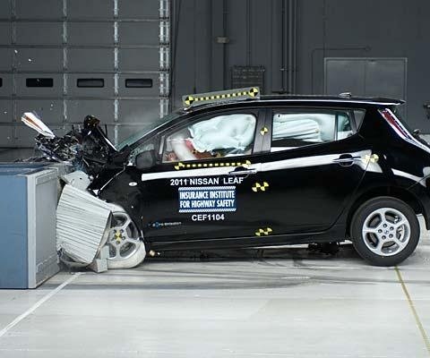 2011 Nissan Leaf IIHS Frontal Impact Crash Test Picture