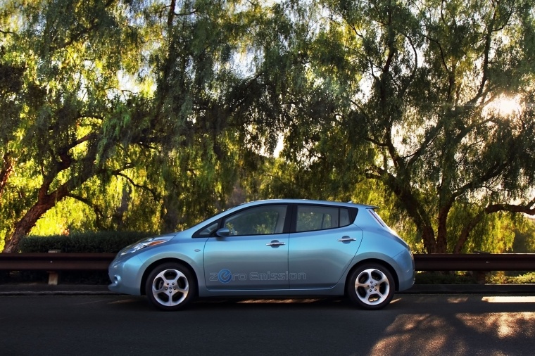 2012 Nissan Leaf Picture