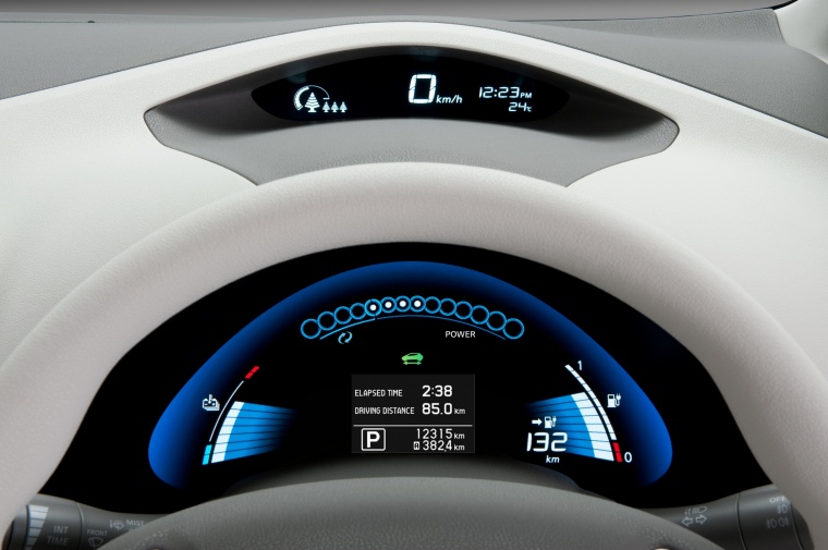 2012 Nissan Leaf Gauges Picture