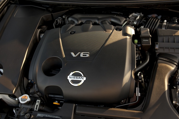 2012 Nissan Maxima 3.5-liter V6 Engine Picture