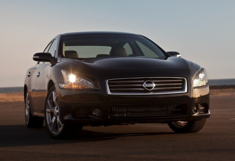 2012 Nissan Maxima Picture