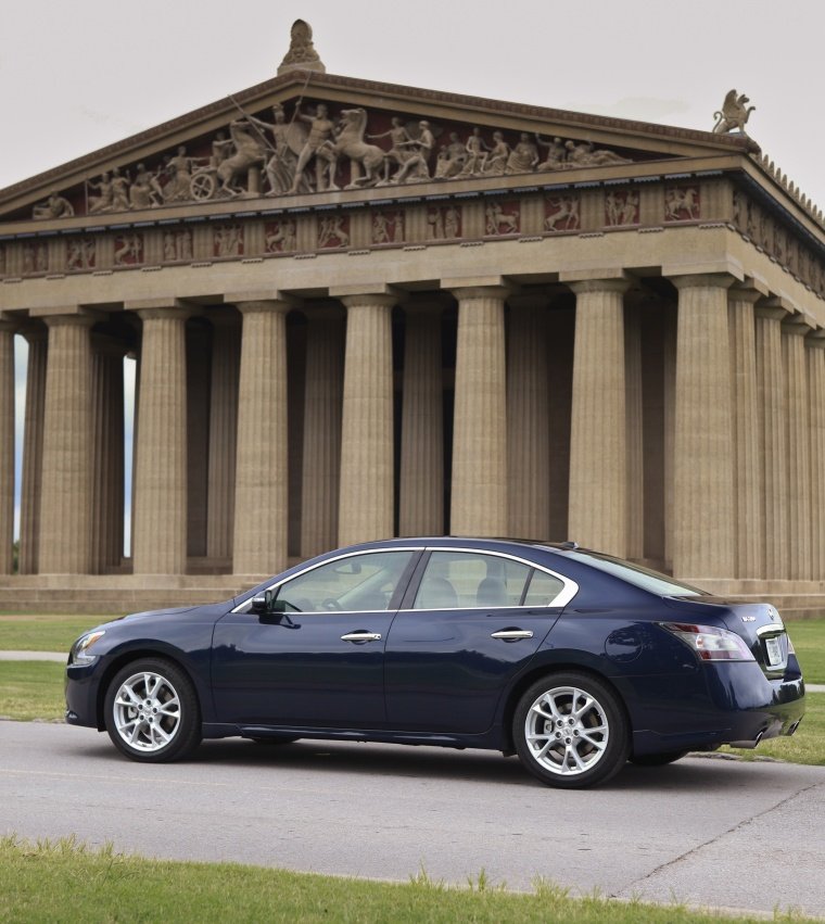 2014 Nissan Maxima Picture