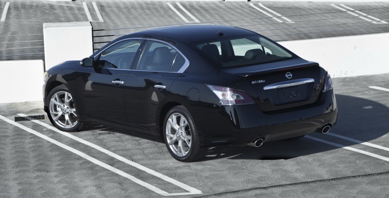 2014 Nissan Maxima Picture