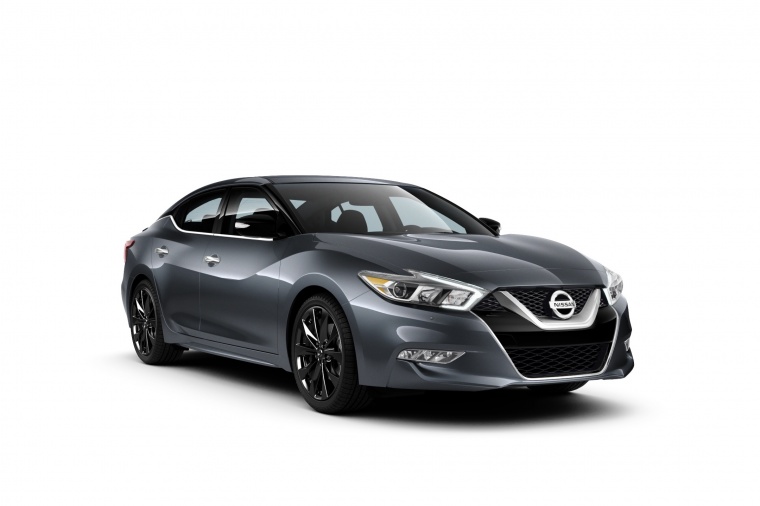 2017 Nissan Maxima SR Midnight Edition Sedan Picture