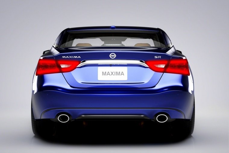 2017 Nissan Maxima SR Sedan Picture