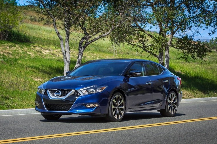 2018 Nissan Maxima SR Sedan - Picture / Pic / Image