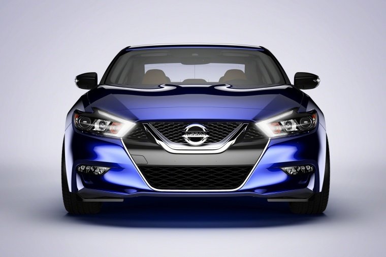 2018 Nissan Maxima SR Sedan Picture